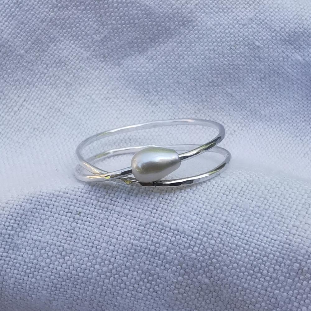 Bague perle, bague perle fine originale en argent recyclé