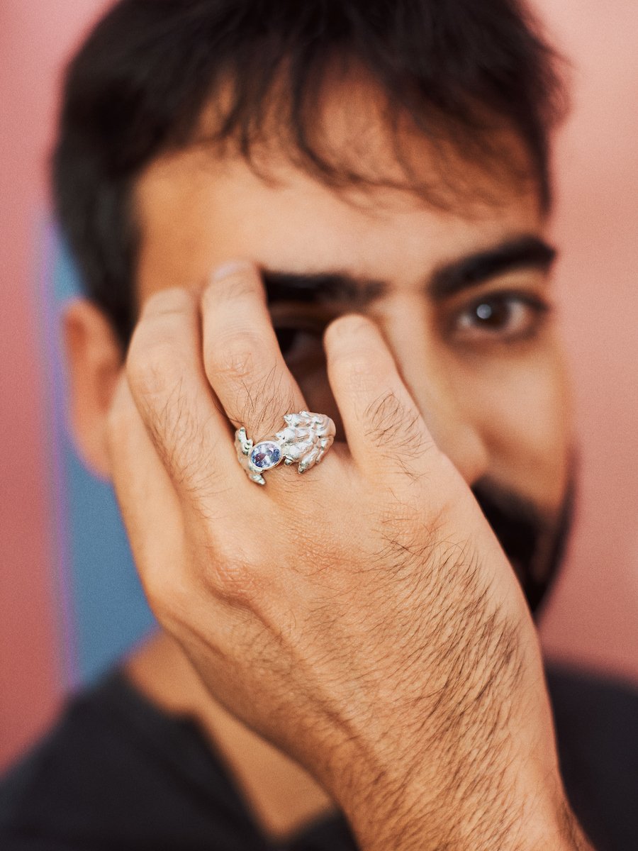 Bague originale upcyclée en argent et tanzanite, fabriquée à Paris, marque PROMISES